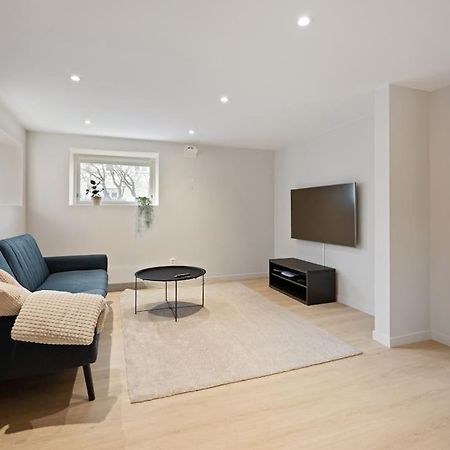 Practical Basement Apt With All Home Comforts Close To City Centre 斯塔万格 外观 照片